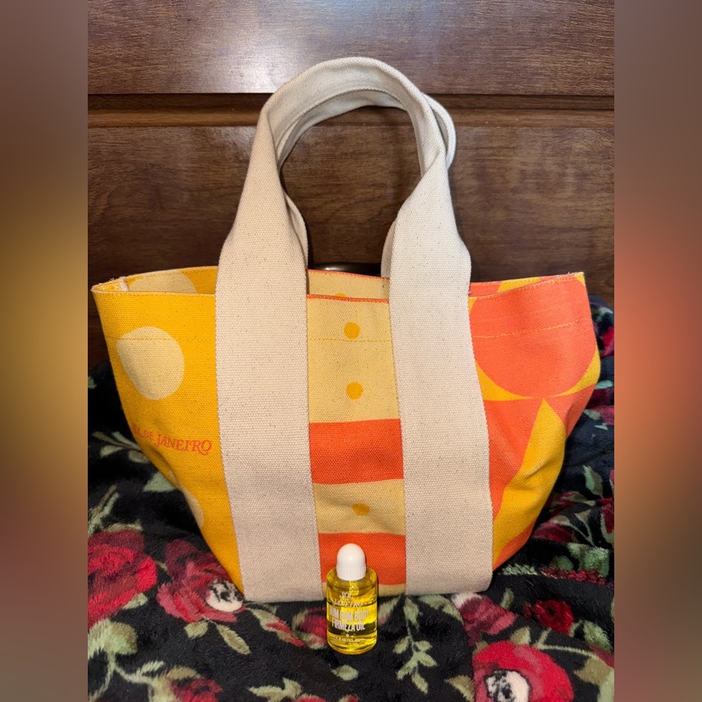 Sol De Janeiro Bag With Bum Bum Body Oil